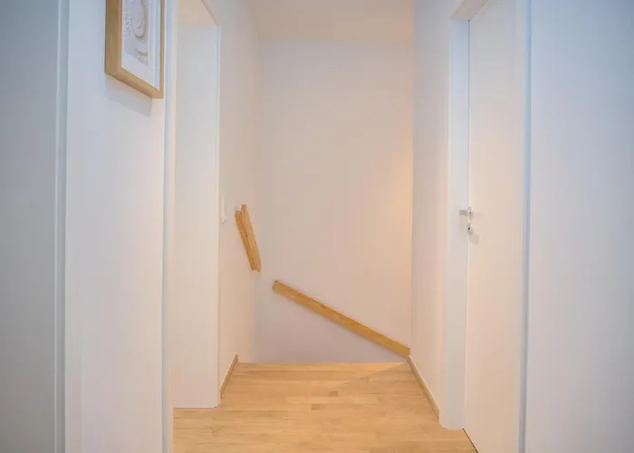 Gardenholm Im Sueden Von *